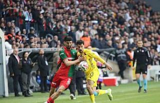 TFF 3. Lig: Karşıyaka: 0 - Eskişehirspor: 0
