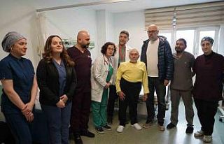 Tıpta nadir vaka: Eğri göğüs kafesi ve skolyoza...