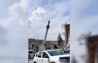 Tokat’ta depremde hasar alan cami minaresi kontrollü...