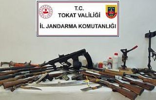 Tokat’ta silah ve tarihi eser operasyonu
