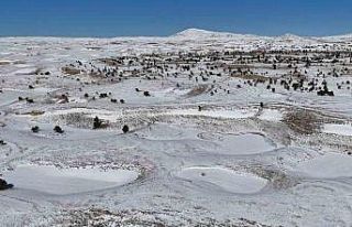 Toroslar ‘da obruklar karla doldu