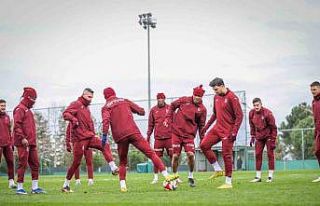 Trabzonspor hazırlıklarını tamamlayarak İstanbul’a...