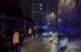 Trafikte başlayan tartışma kavgaya döndü: 10...
