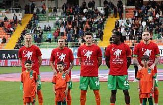 Trendyol Süper Lig: Corendon Alanyaspor: 2 - Kocaelispor:...