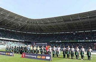 Trendyol Süper Lig: Kocaelispor: 0 - Konyaspor: 0...
