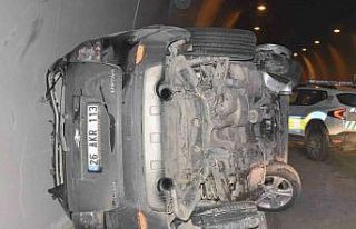 Tünelde kaza, 2 kişi yaralandı