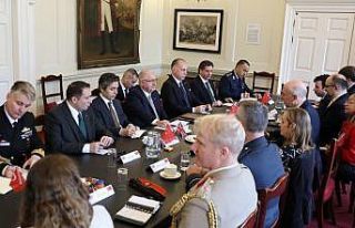 Türkiye ve İngiltere arasında Eurofighter Typhoon...