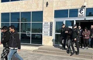 Uşak merkezli 5 ilde dolandırıcılık ve yasa dışı...