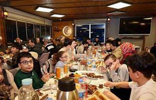 Üzümlü Kaymakamı Karadağ şehit ve gazi aileleriyle...