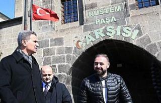 Vali Baruş; "Taşhan el sanatlarını geleceğe...