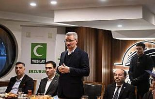 Vali Baruş, Yeşilay’ın iftar programına katıldı
