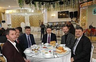 Vali Musa Işın ve il protokol üyeleri muhtarlarla...