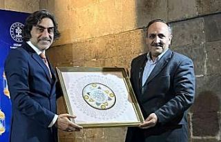 Yakutiye Medresesi’nde, tefekkür dolu bir buluşma