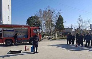 Yangın anı okulda tatbikatla canlandırıldı