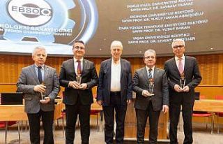 Yaşar Üniversitesi’ne EBSO’dan anlamlı ödül
