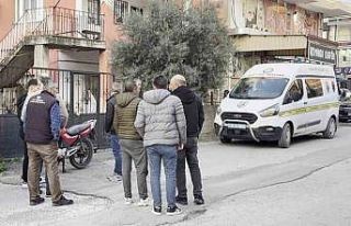 Yaşlı kadını altınları için darp edip, ağır...