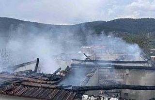 Yatağan’daki yangında bir ev küle döndü