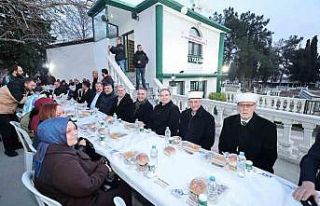 Yunanistan’a gönül sofrası