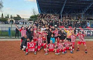 1969 Bilecikspor Kulübü zorlu maçı kazanarak,...