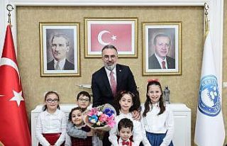 23 Nisan coşkusu Kestel’de birlik ve beraberlik...