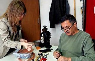 40 yıldır altın, gümüş ve bakıra ateşle şekil...