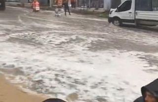 Adana’da dolu, sağanak ve hortum hayatı felç...