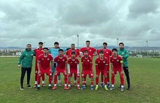 Adil Sani Konukoğlu Spor Lisesi Gençler A Kız Futbol...