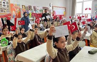 Adıyaman’da öğrencilerden Mehmetçiğe anlamlı...