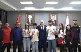 Adıyamanlı kick boksçulardan Türkiye Şampiyonasında...