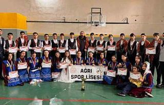 Ağrı Spor Lisesi bölge şampiyonu oldu