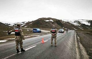Ağrı’da huzur uygulamasında 21 aranan şahıs...