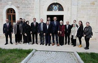 AK Parti İstanbul Milletvekilleri, cuma günleri...