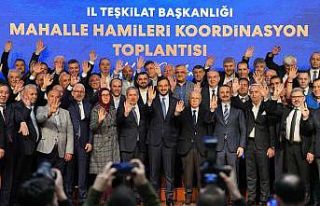 AK Parti İstanbul’da "Mahalle Hamiliği"...