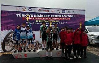 Akhisarlı bisikletçiler Türkiye Kupası’nda zirvede