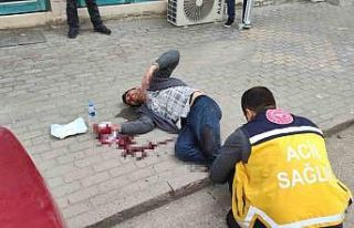 Aksaray’da iki kardeş tartıştıkları genci bıçakla...