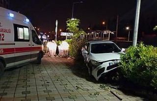 Alkollü sürücü kazaya neden oldu, araçlar hurdaya...