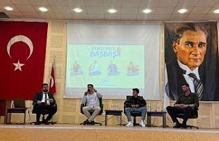 Altıntaş MYO’da genç çiftçi fenomenler öğrencilerle...