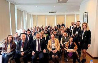 Anadolu Üniversitesi AÖF kalite elçileri İstanbul’da...