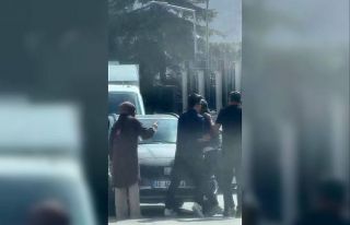 Ankara’da sürücüler arasındaki yol verme tartışması...