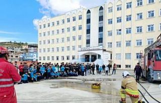 Antakya’da öğrencilere yangın eğitimi verildi