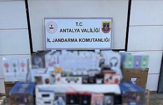 Antalya’da 3,5 milyon liralık kaçak elektronik...