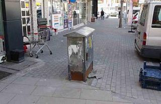 Arkadaşına sinirlendi, hırsını elektrik panosuna...