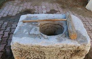 Asırlık dibek, köyün ortak mirası oldu