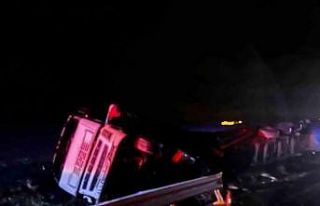 Aşkale’de zincirleme kaza: 4 jandarma personeli...