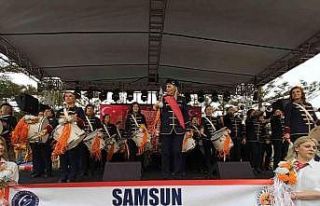 Atakum Cumhuriyet Kadınları Bandosu, festivale damga...