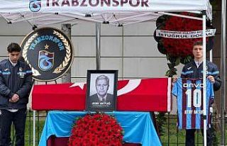 Atay Aktuğ için tören düzenlendi