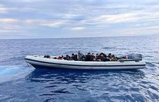 Aydın açıklarında göçmen operasyonu