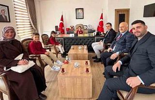 Aydıntepe’de kaymakamlık koltuğuna minik öğrenciler...