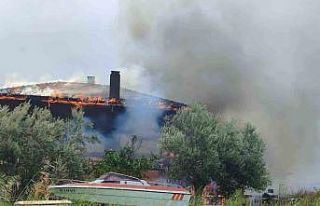 Ayvacık’ta villa yangını