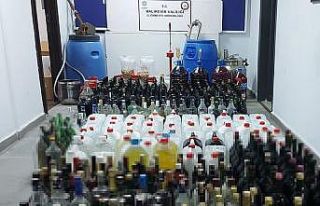 Ayvalık’ta kaçak içki ve uyuşturucudan 2 tutuklama